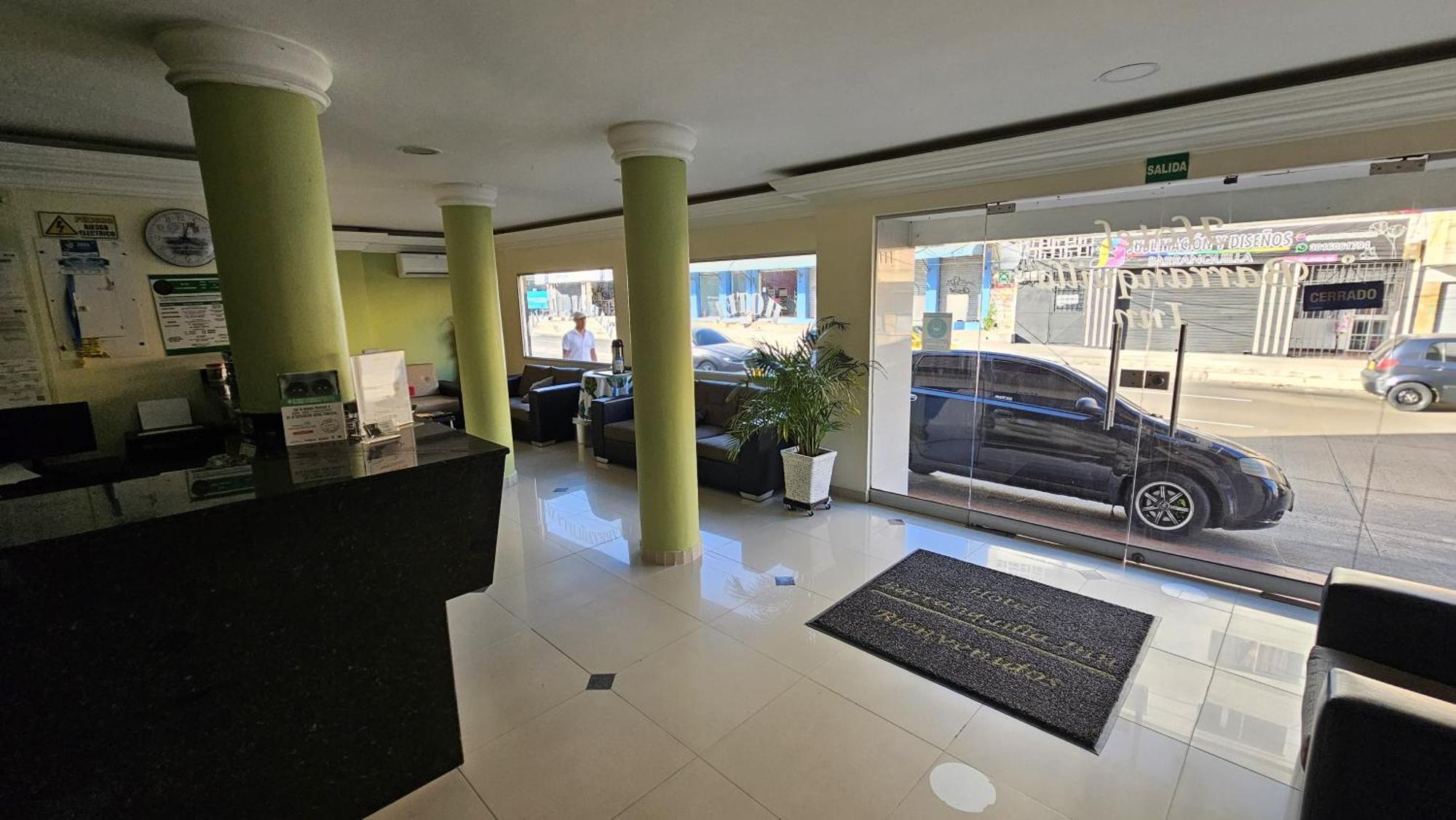 Hotel Barranquilla Inn Экстерьер фото